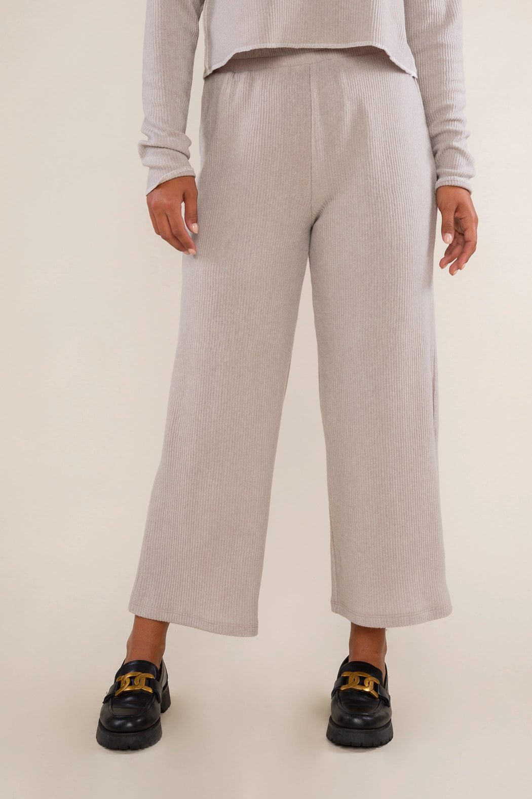 Pleated Knit Pant