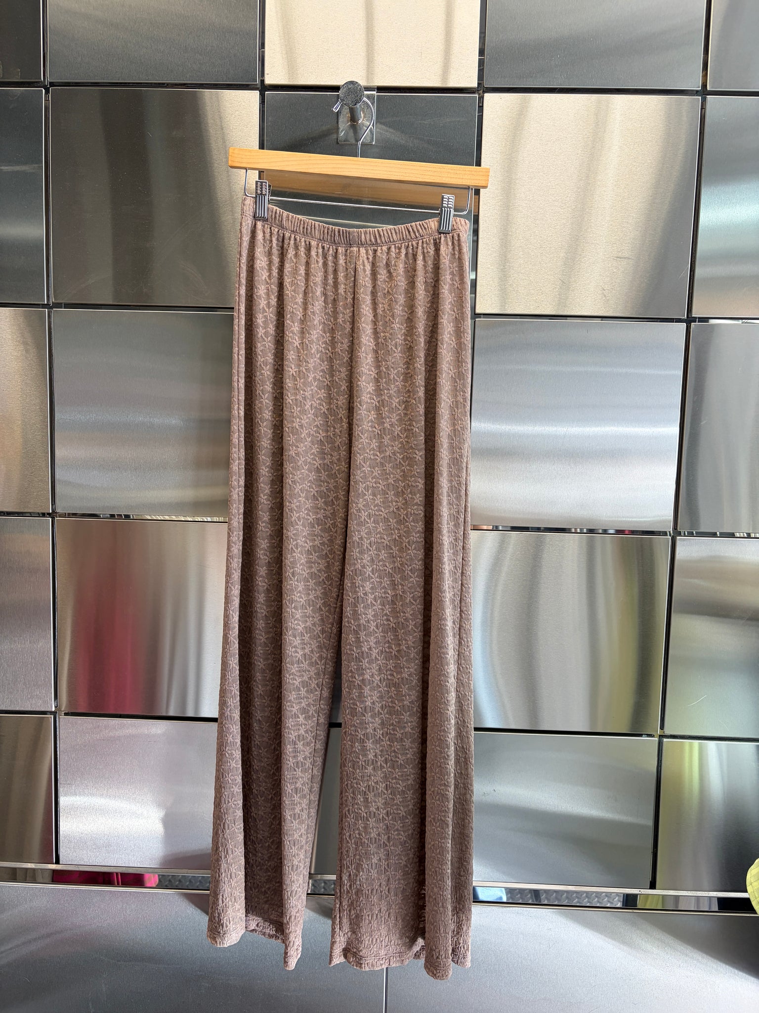 Straight Leg Lace Pant