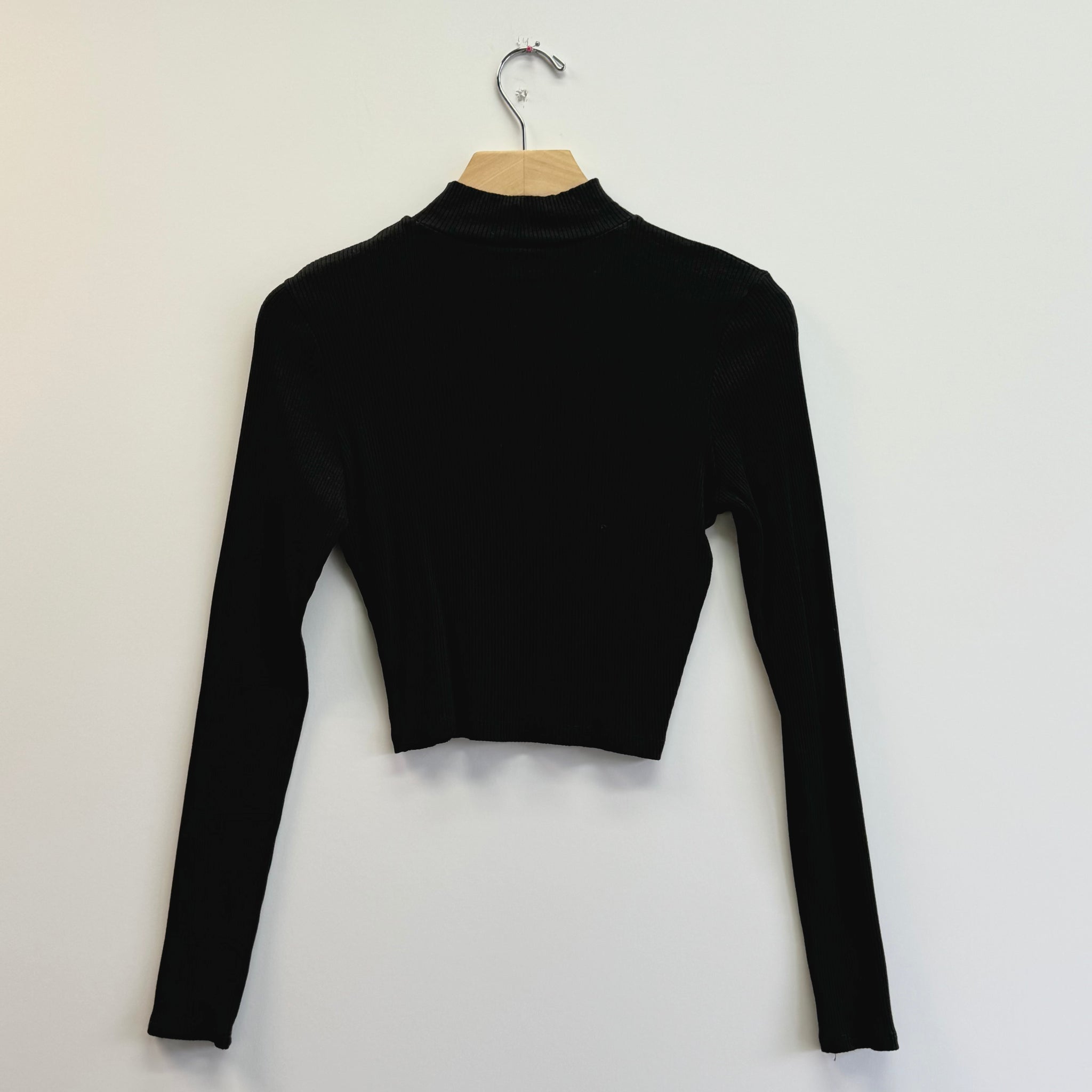 4x2 Rib Hemp Cropped Mockneck Tee - Black