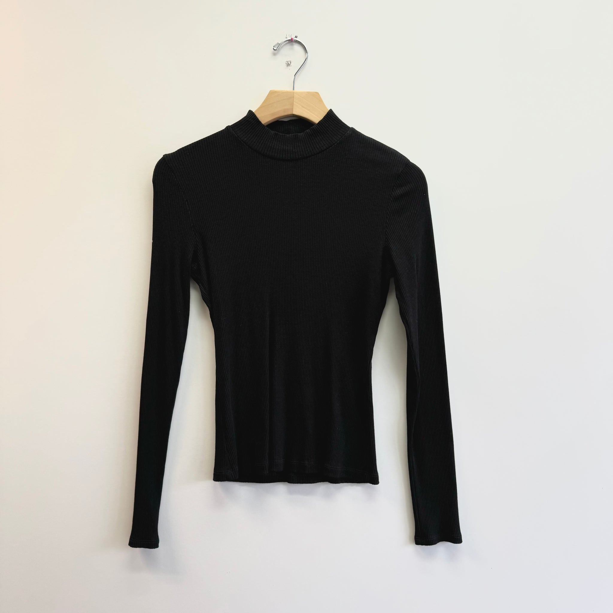 4x2 Rib Hemp Mockneck Tee - Black