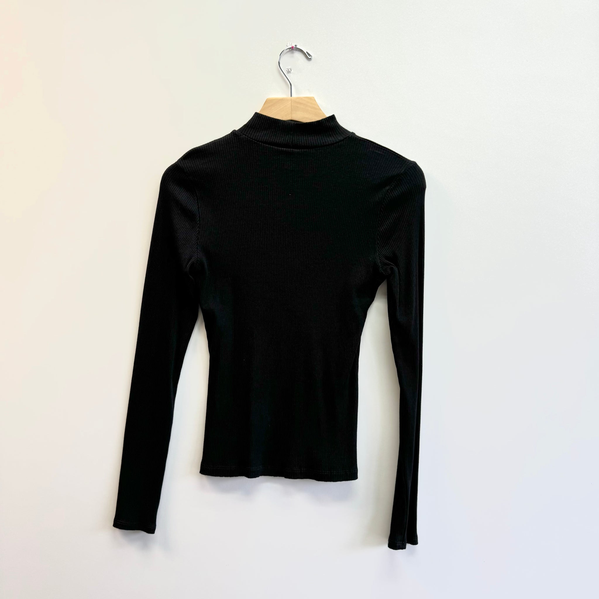 4x2 Rib Hemp Mockneck Tee - Black