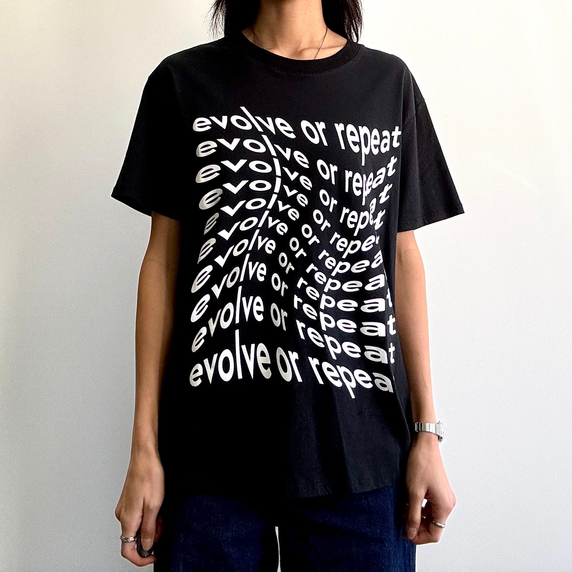 Evolve and Repeat Tee - Black