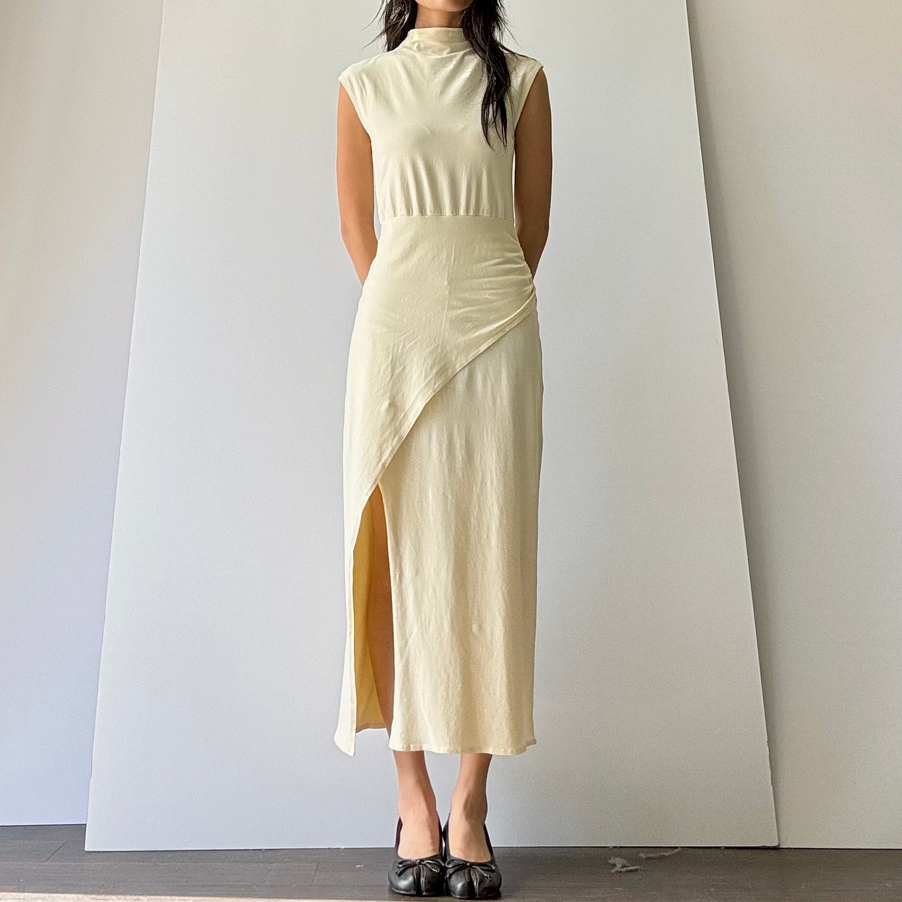 Mockneck Dress - Banana