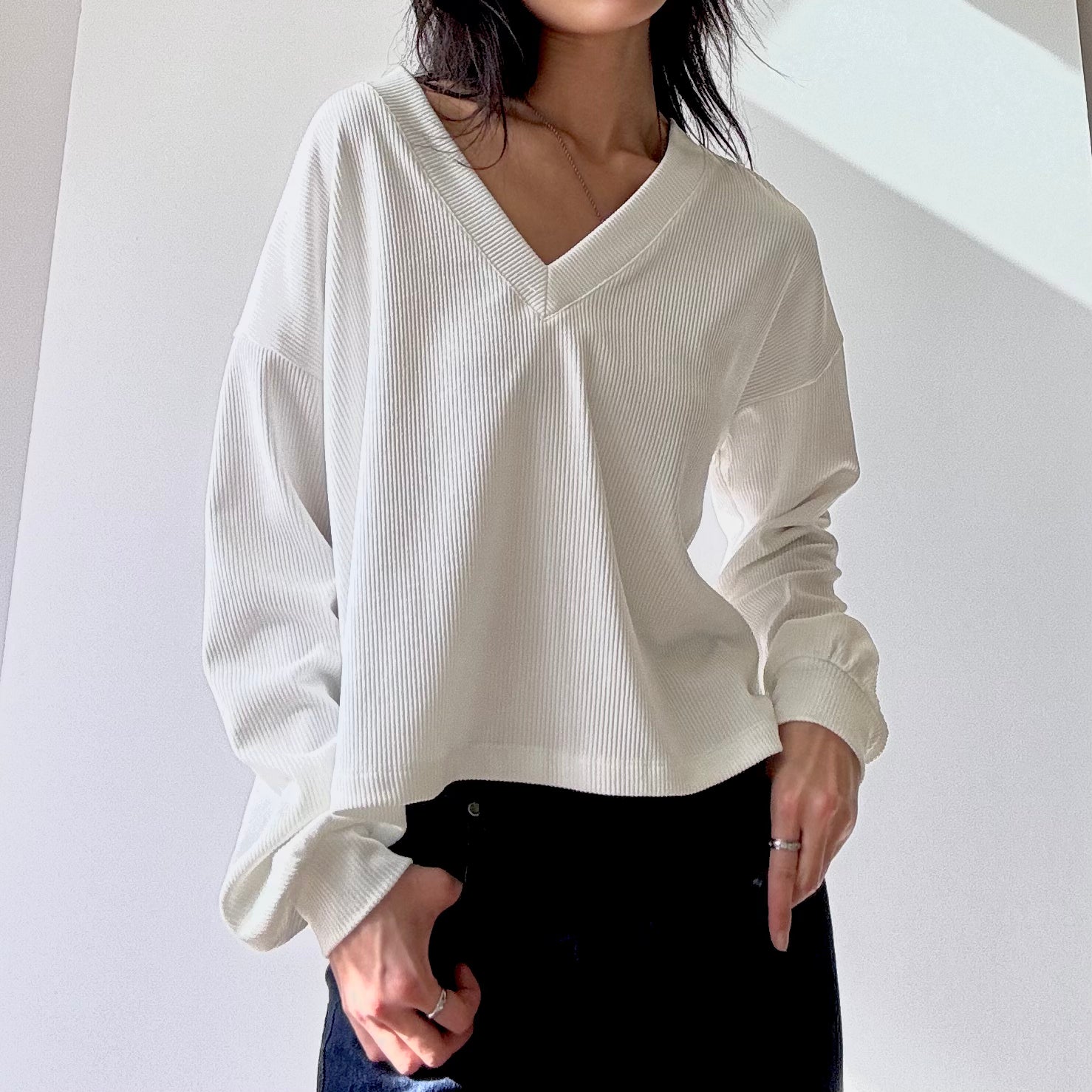 V-neck Rib Top - White