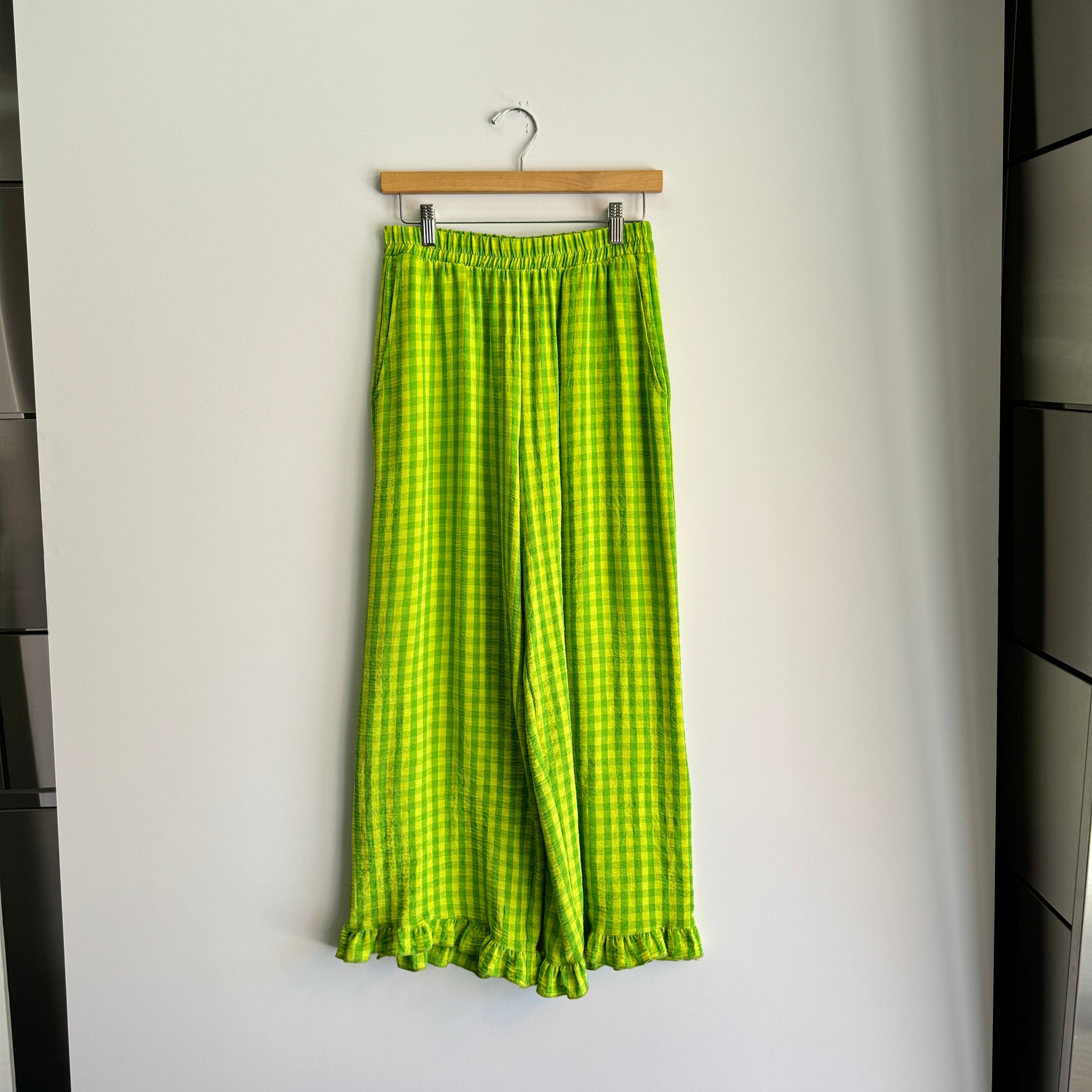 Gingham Ruffle Pants - Kelly/Lime