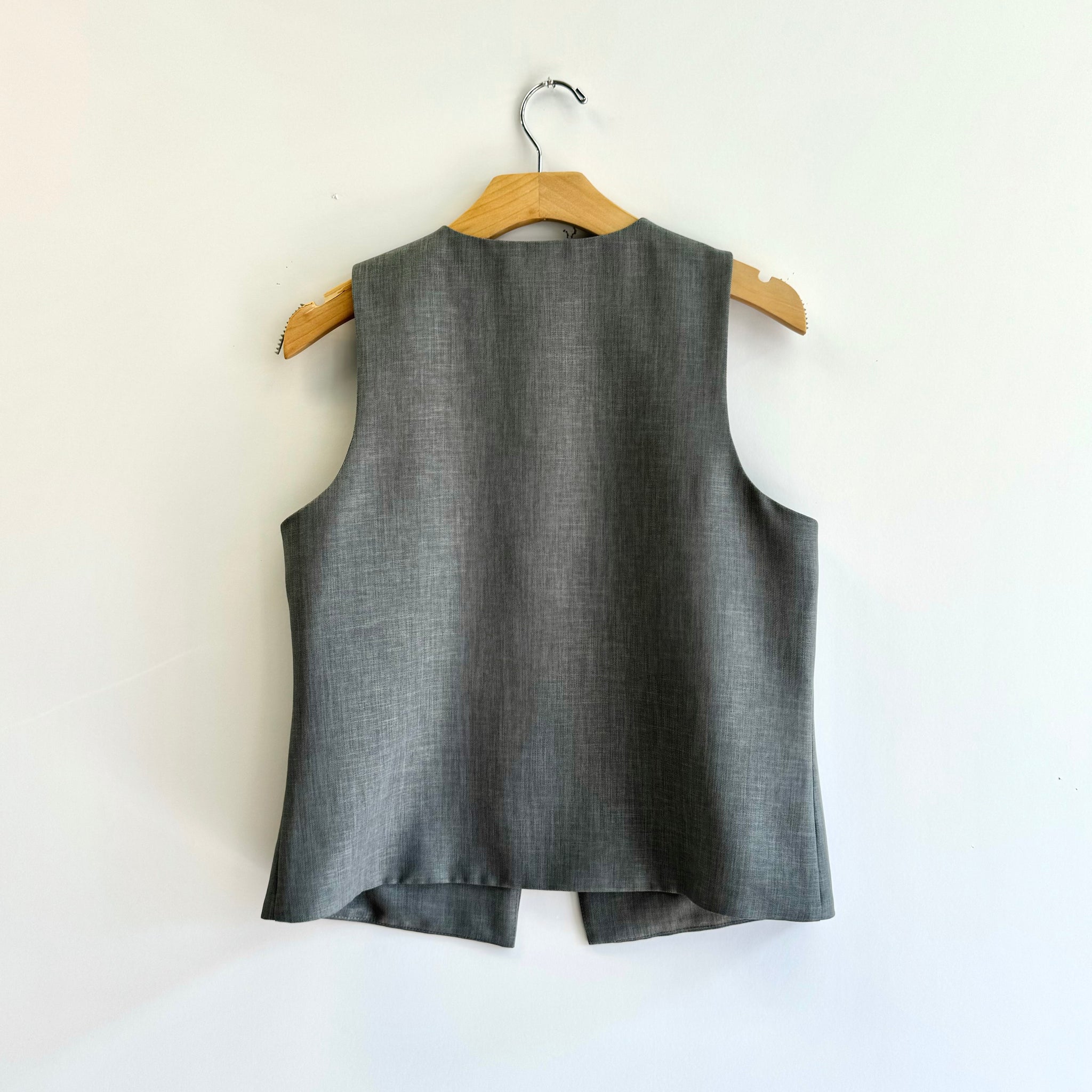 Open Bottom Suiting Vest - H Grey