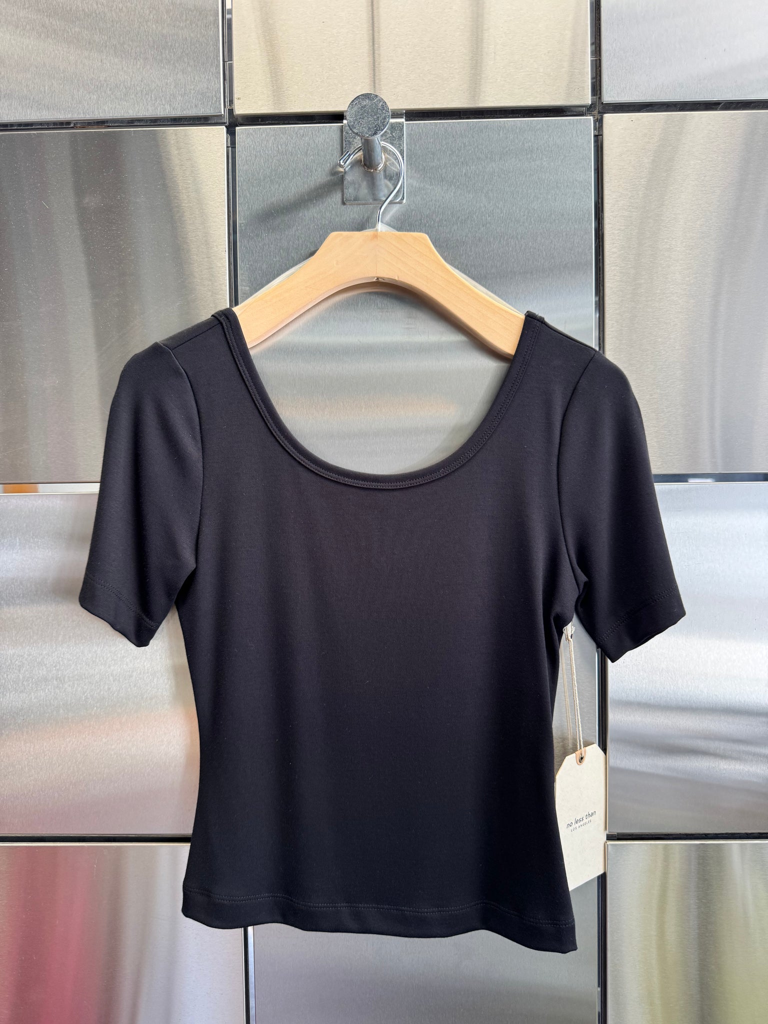 Low Back Basic Tee