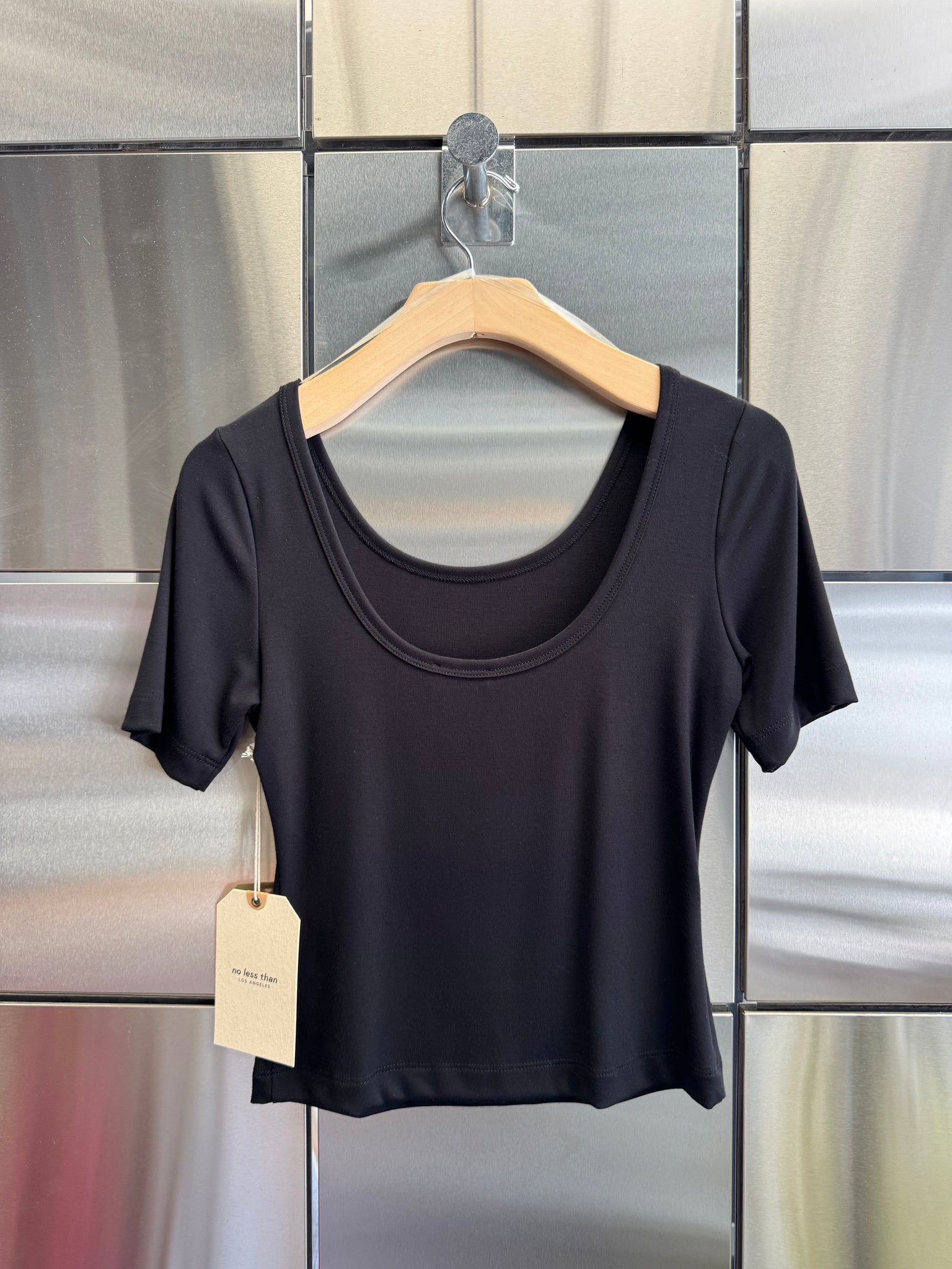 Low Back Basic Tee