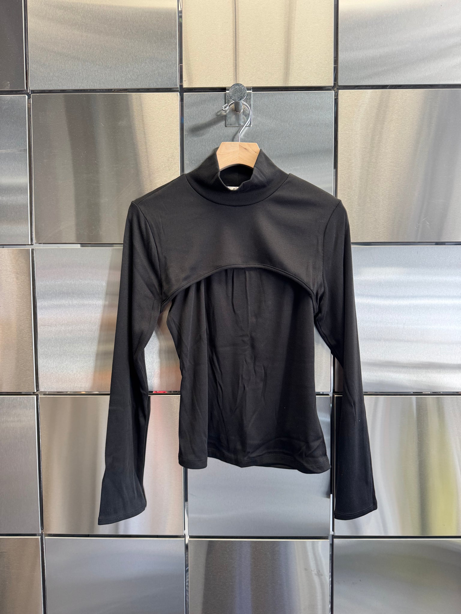 Two-Piece Set Turtle Neck and Cami