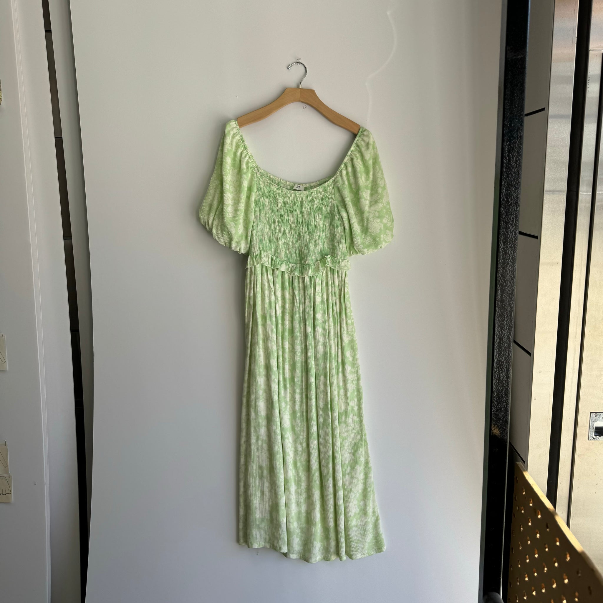 Floral Shirred Dress - Lime/White