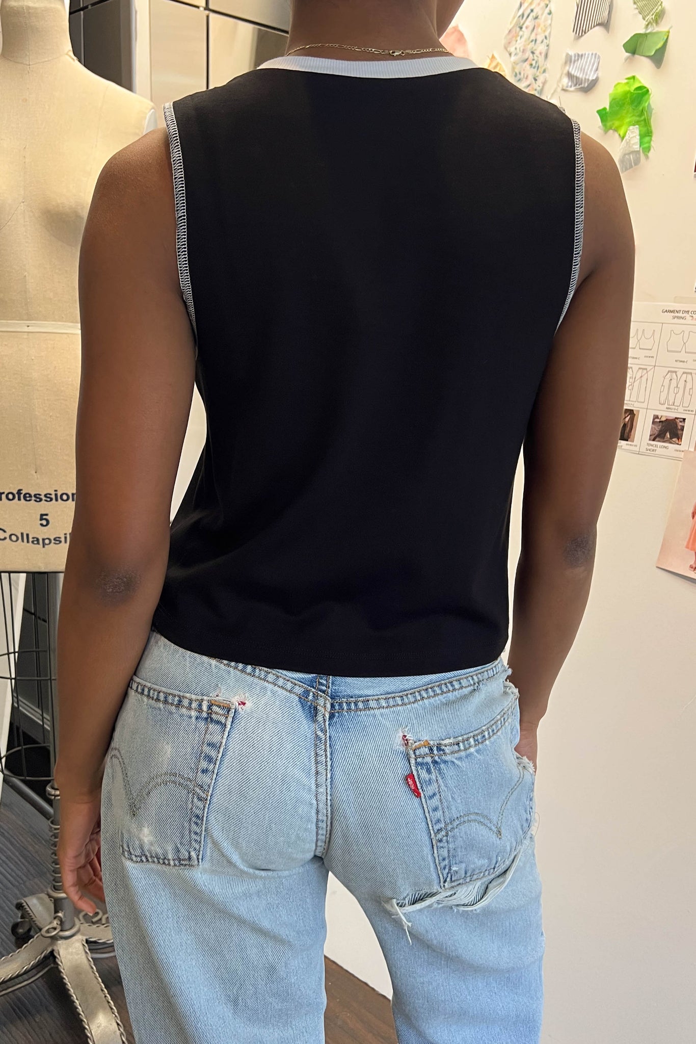Contrast Tank - Black