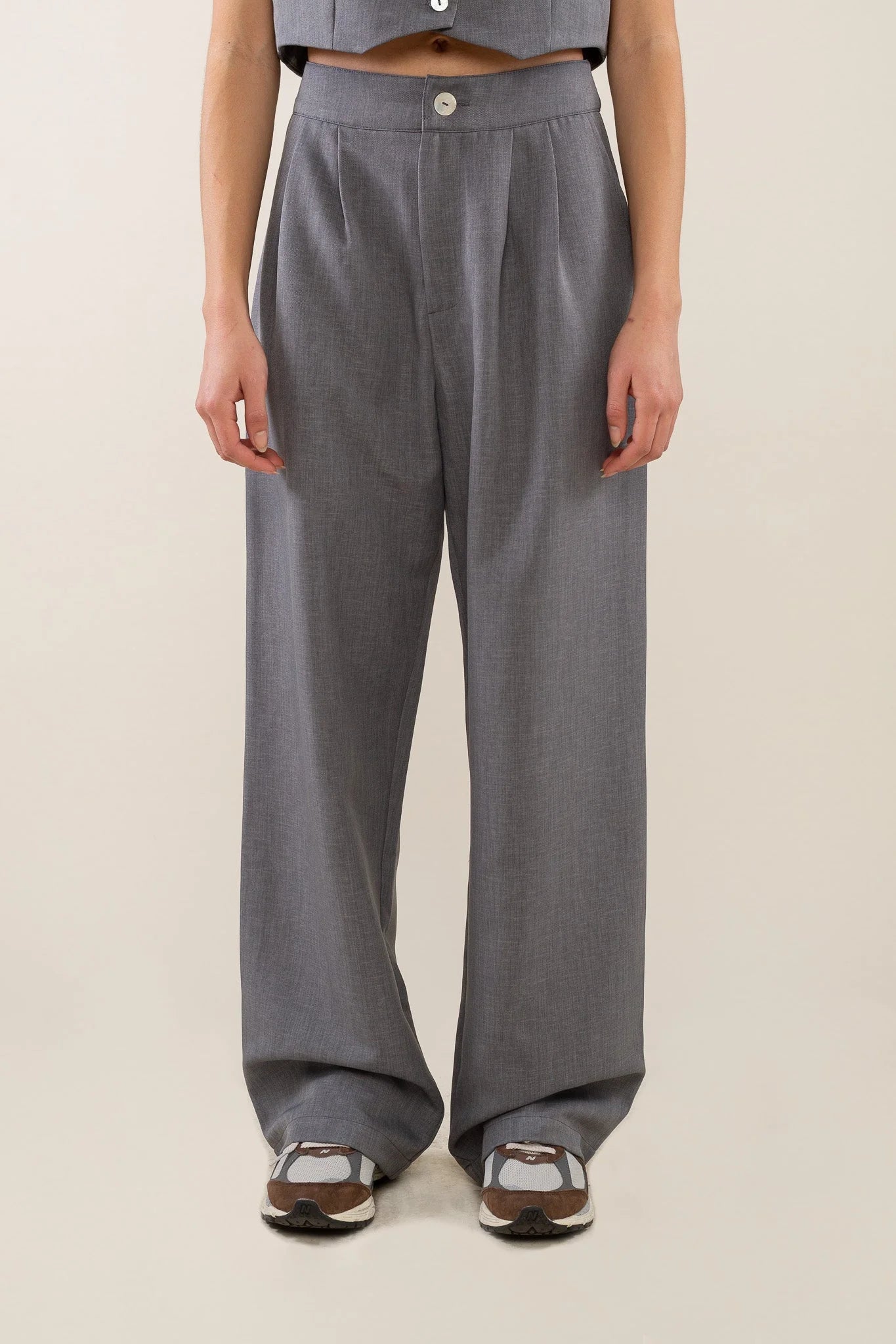 Trouser w/ Shell Button