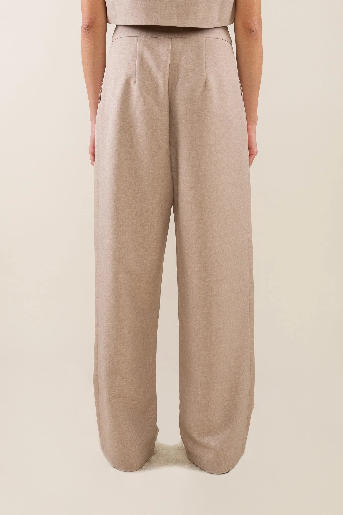 Trouser w/ Shell Button