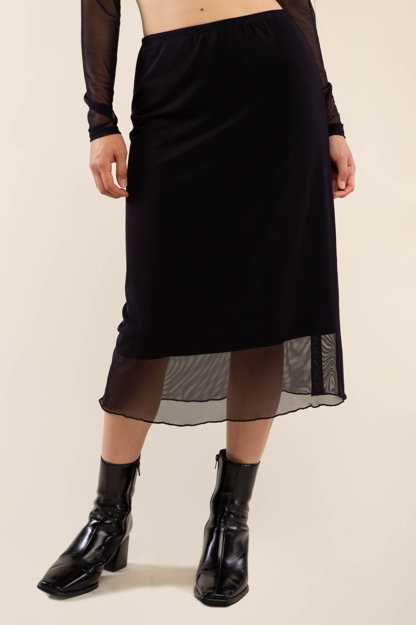 Mesh Skirt with Lining