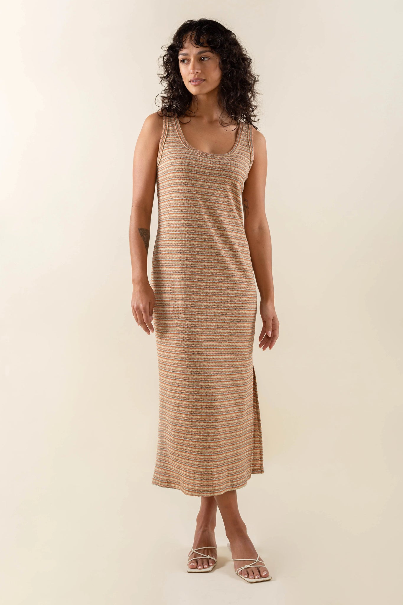 U-neck Midi Dress