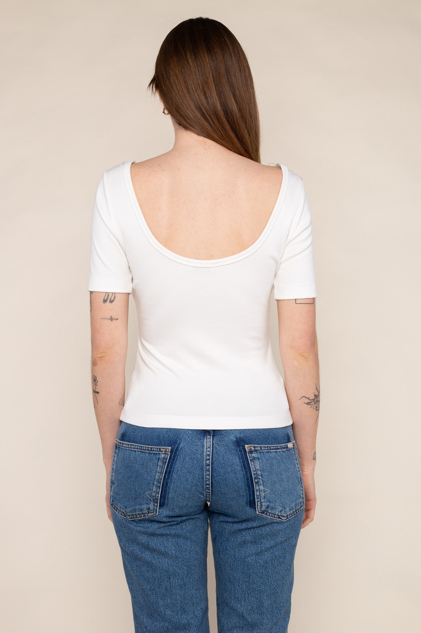 Low Back Basic Tee
