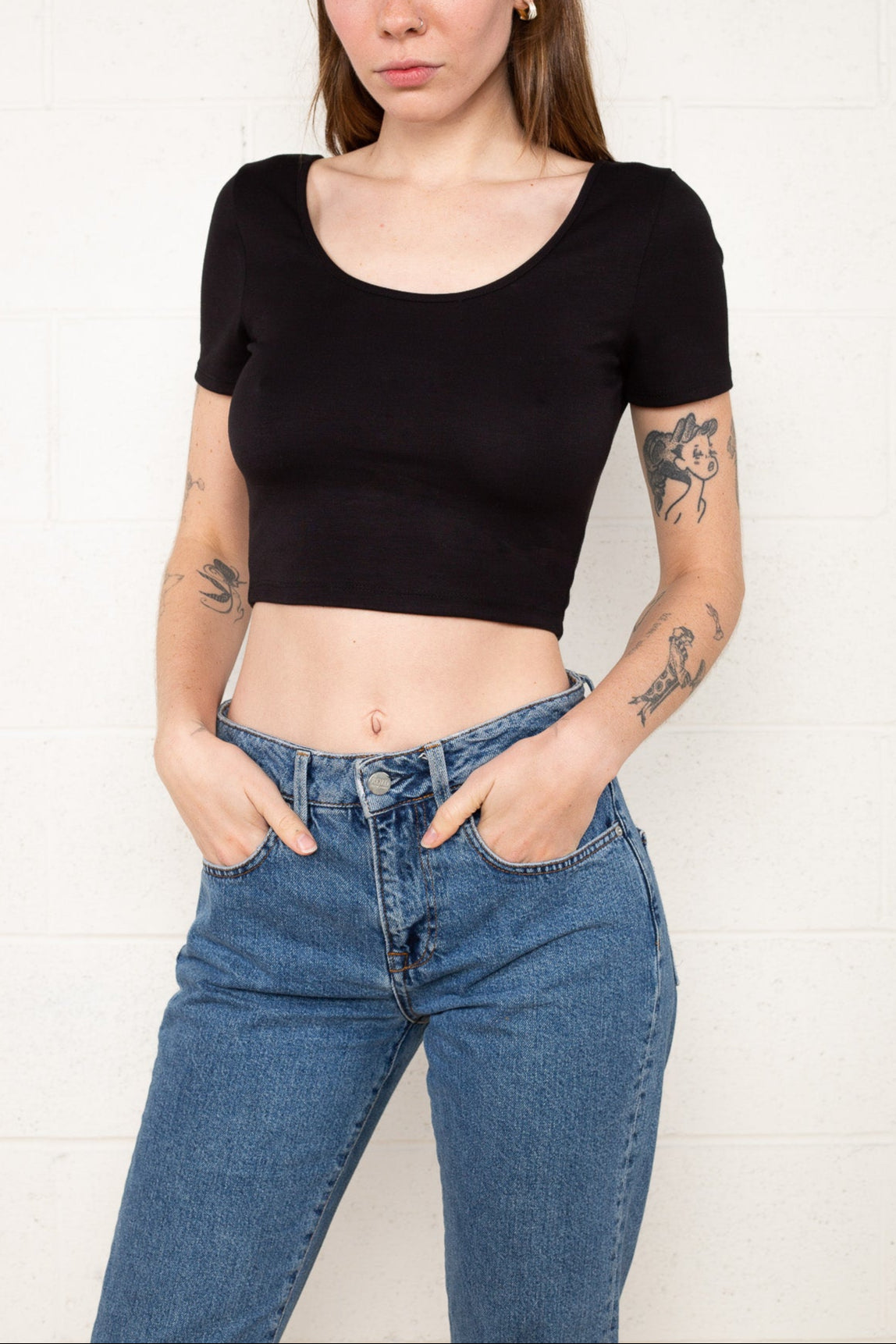 Cropped Scoop Neck Tee