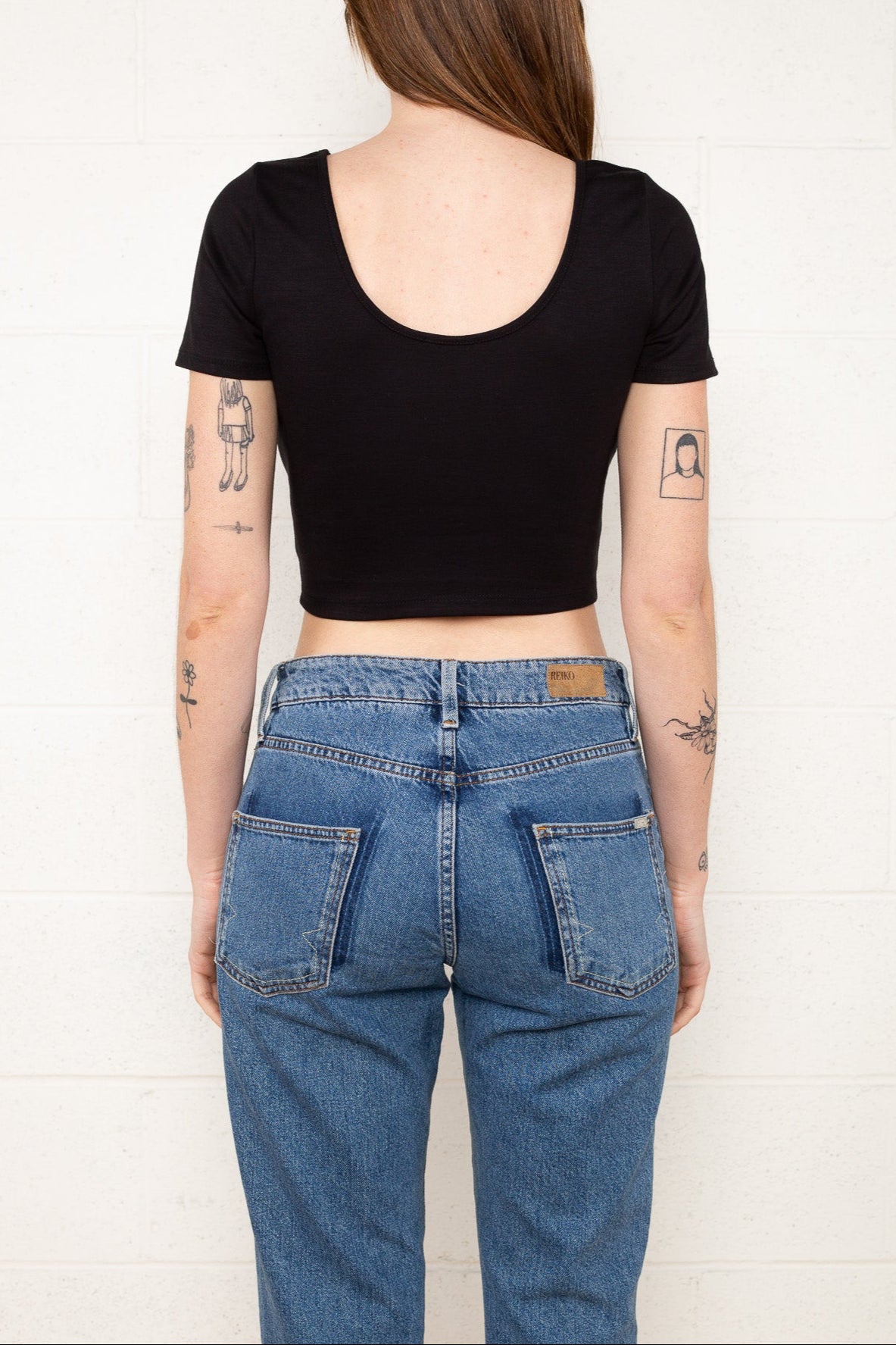 Cropped Scoop Neck Tee