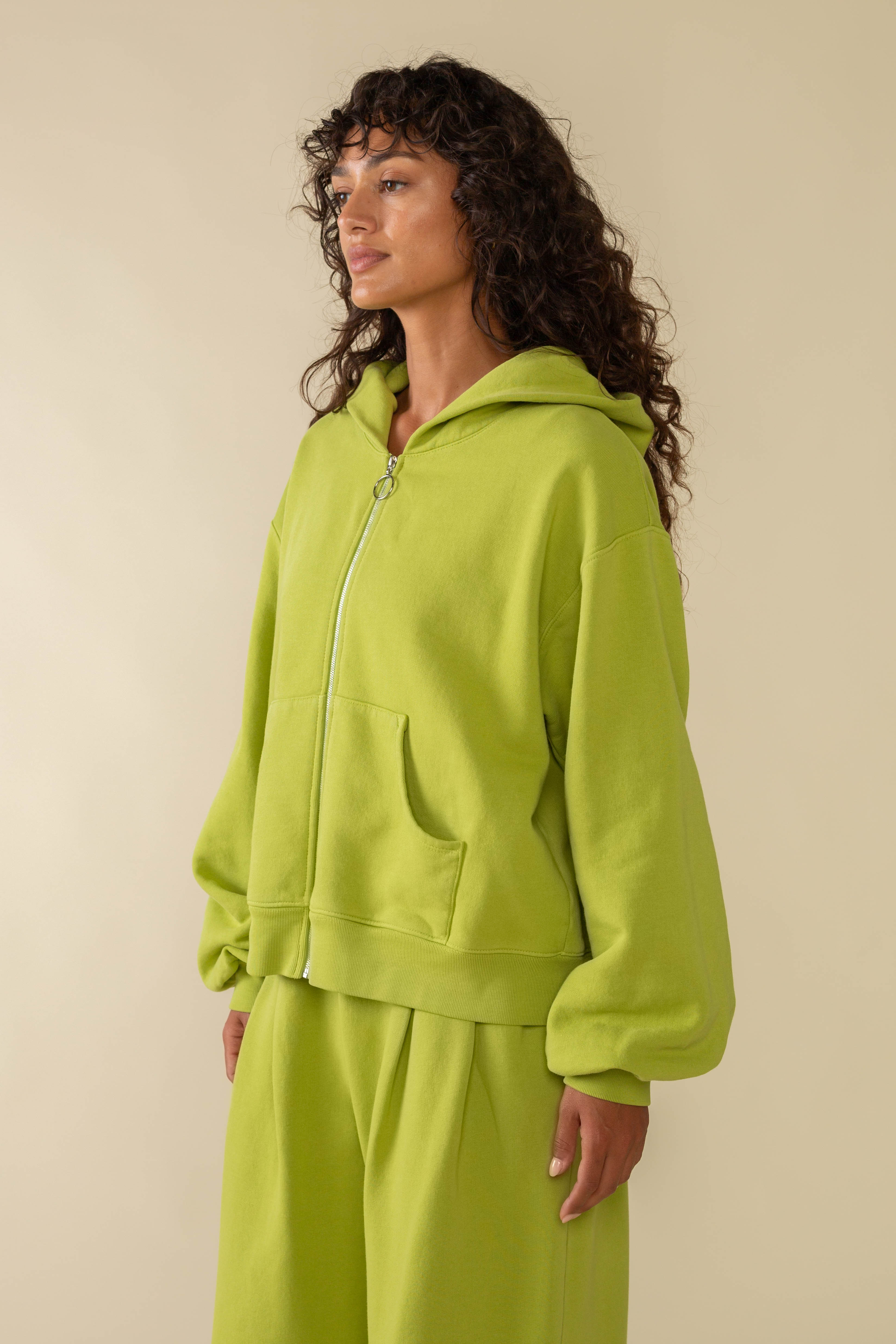 ◎NEITHERS◎ GARMENT DYED T FOR WOMEN GREEN NEB4MWTS201GR Shop Sustainable Unisex Short Sleeve T-Shirts | Allmade